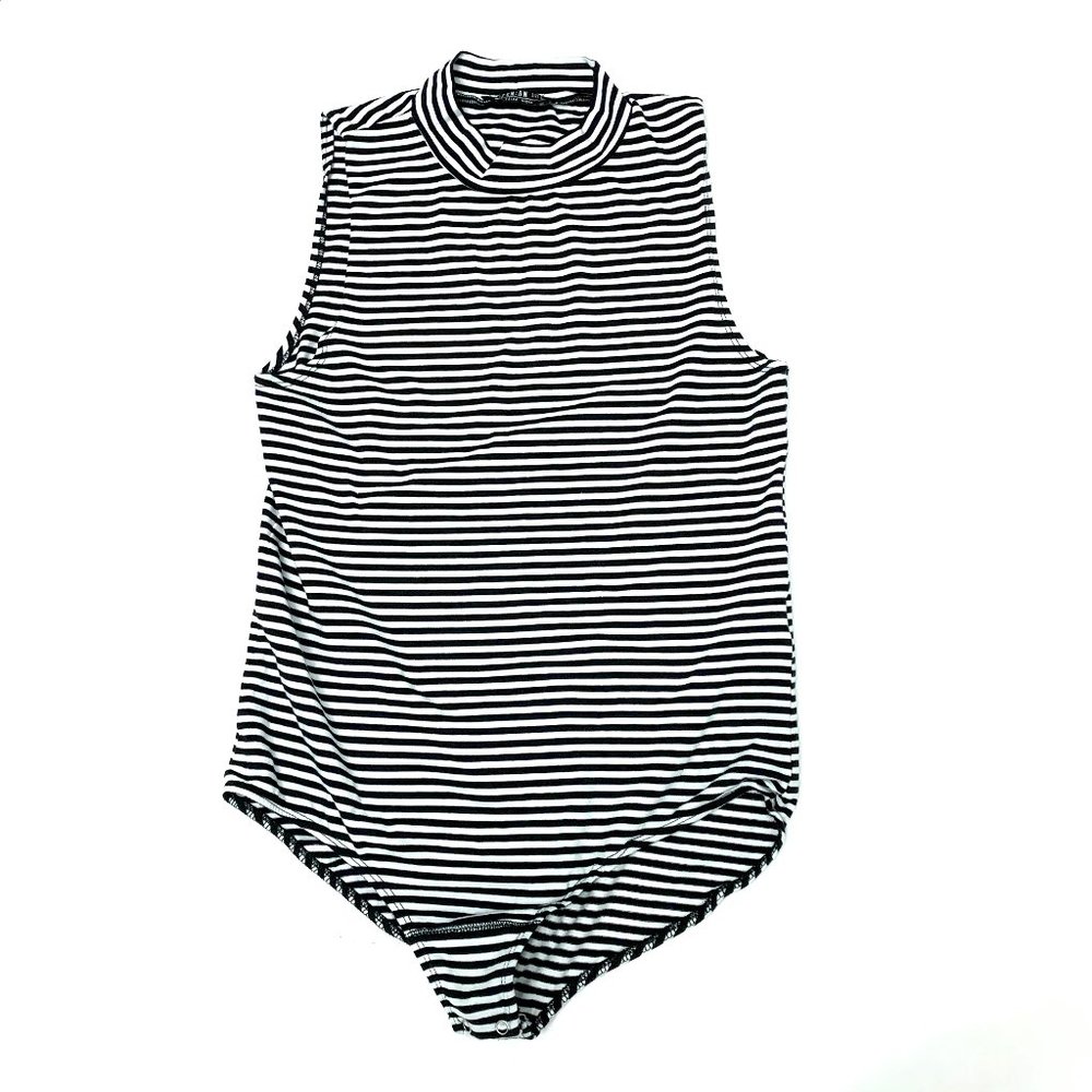 Cotton on Bodysuit black and white Size Large